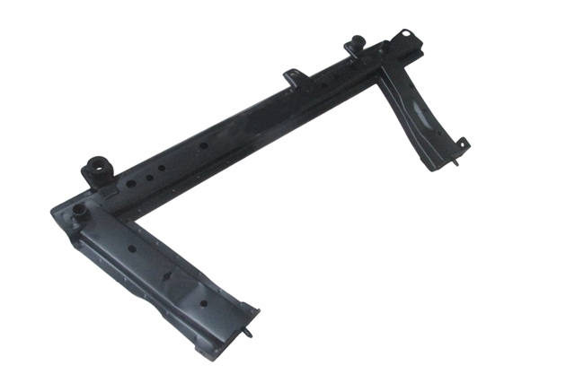 RENAULT CAPTUR- 13/19; Travesaño de Radiador (Travesaño U) (EAGLE BODY) — OEM 622101606R