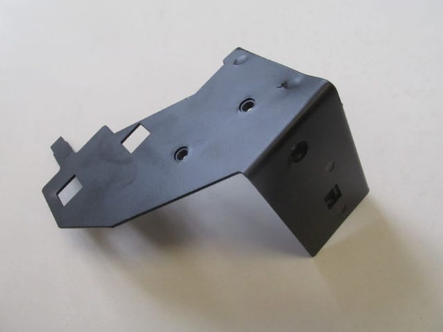 RENAULT CAPTUR 13/19; Front Bumper Fender Connection Bracket Right (SAC) (EAGLE BODY) — OEM 641803356R