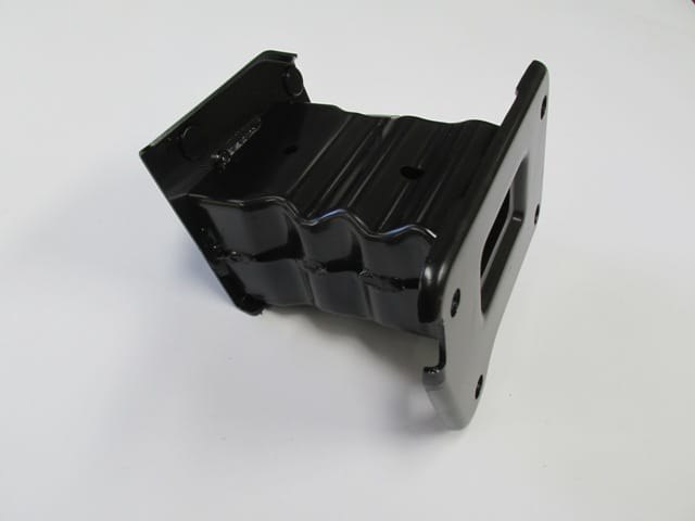 RENAULT KADJAR- 15/22; Soporte de Montaje de Refuerzo Interior de Parachoques Delantero Izquierdo (EAGLE BODY) — OEM F2215-4EAMA