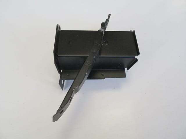 HONDA CIVIC- SD/HB- 96/98; ÖN ŞASİ UÇ DEMİRİ SAĞ (TAMPON BRAKETLİ) (EAGLE BODY) — OEM 71150-S04-G00ZZ