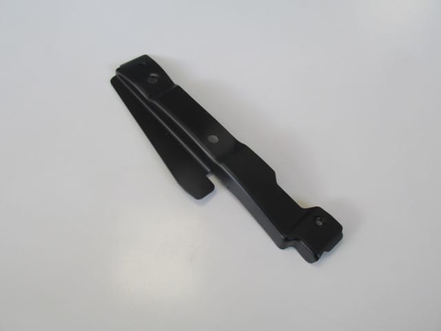 HONDA CIVIC- SD/HB- 99/01; FRONT BUMPER BRACKET RIGHT (CHASSIS END BEAM MOUNTING) (EAGLE BODY) — OEM 71142-S01-A00ZZ
