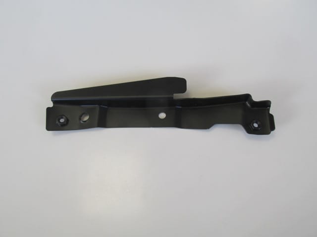 HONDA CIVIC- SD/HB- 99/01; FRONT BUMPER BRACKET RIGHT (CHASSIS END BEAM MOUNTING) (EAGLE BODY) — OEM 71142-S01-A00ZZ